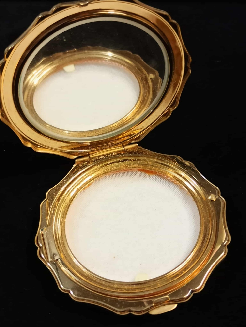 Vintage STRATTON England Powder Compact Mirror Black Floral Enamel Gold Tone - Picture 8 of 14